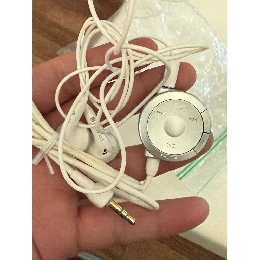 Sony PSP-120 Original Remote Control Earphone Adaptor Connector And Head Phones